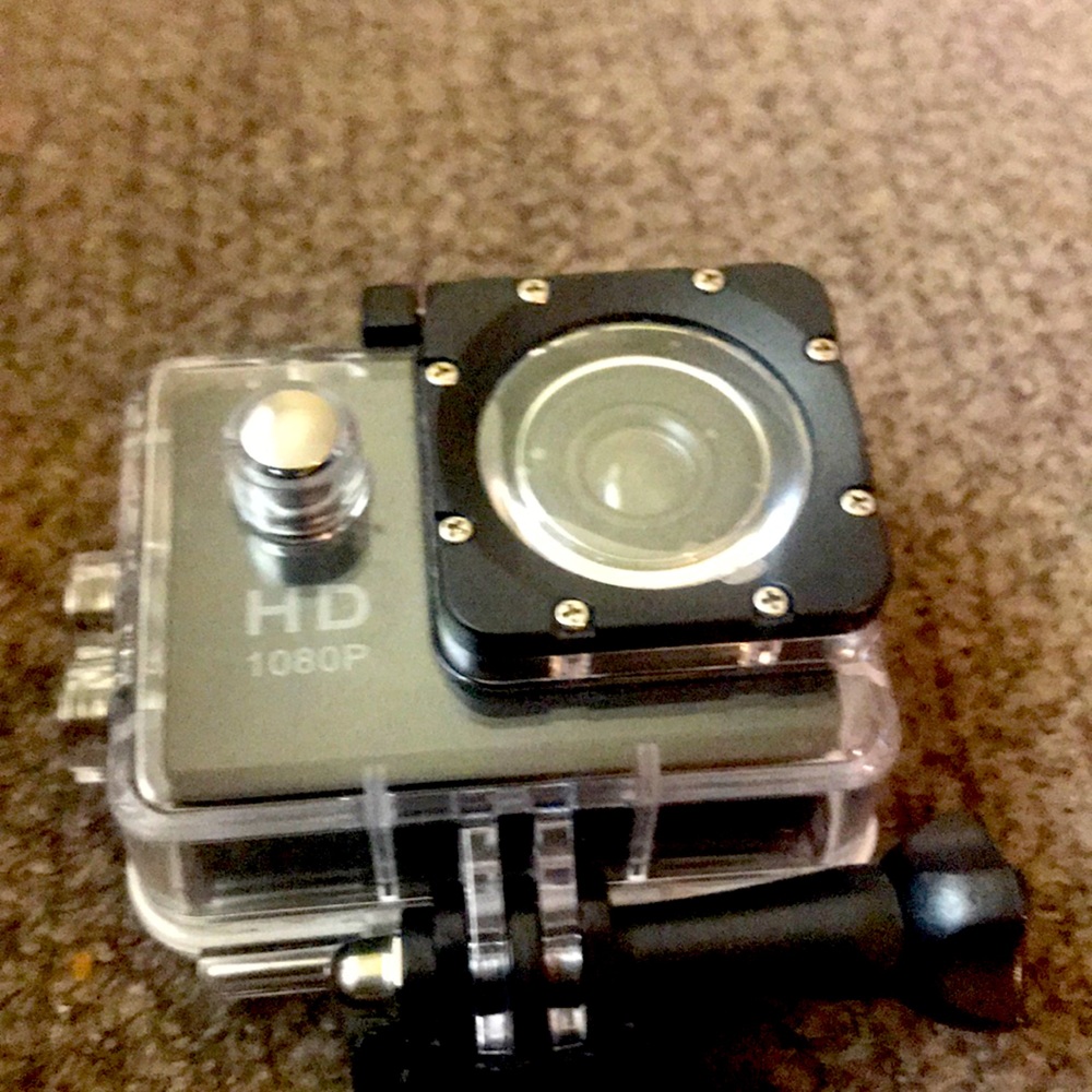 GoPro - Picture 1 of 4